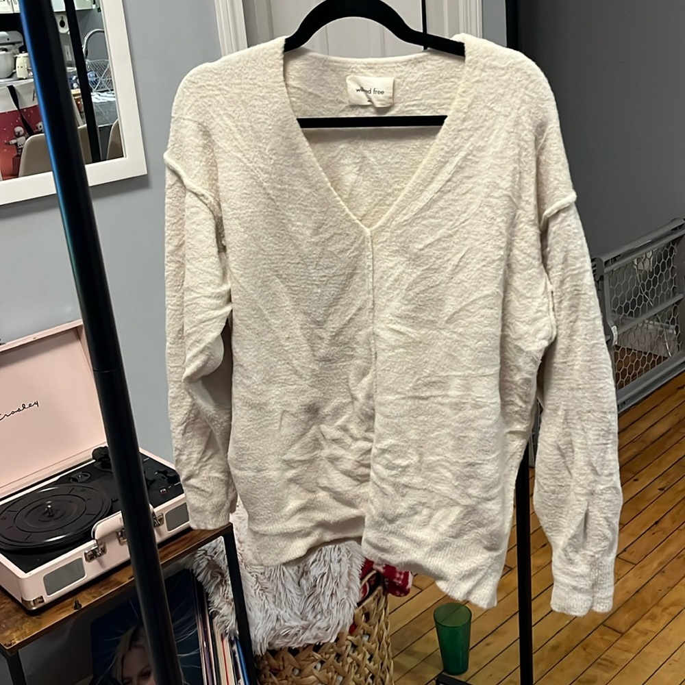 Aritzia Wilfred free cream sweater size M